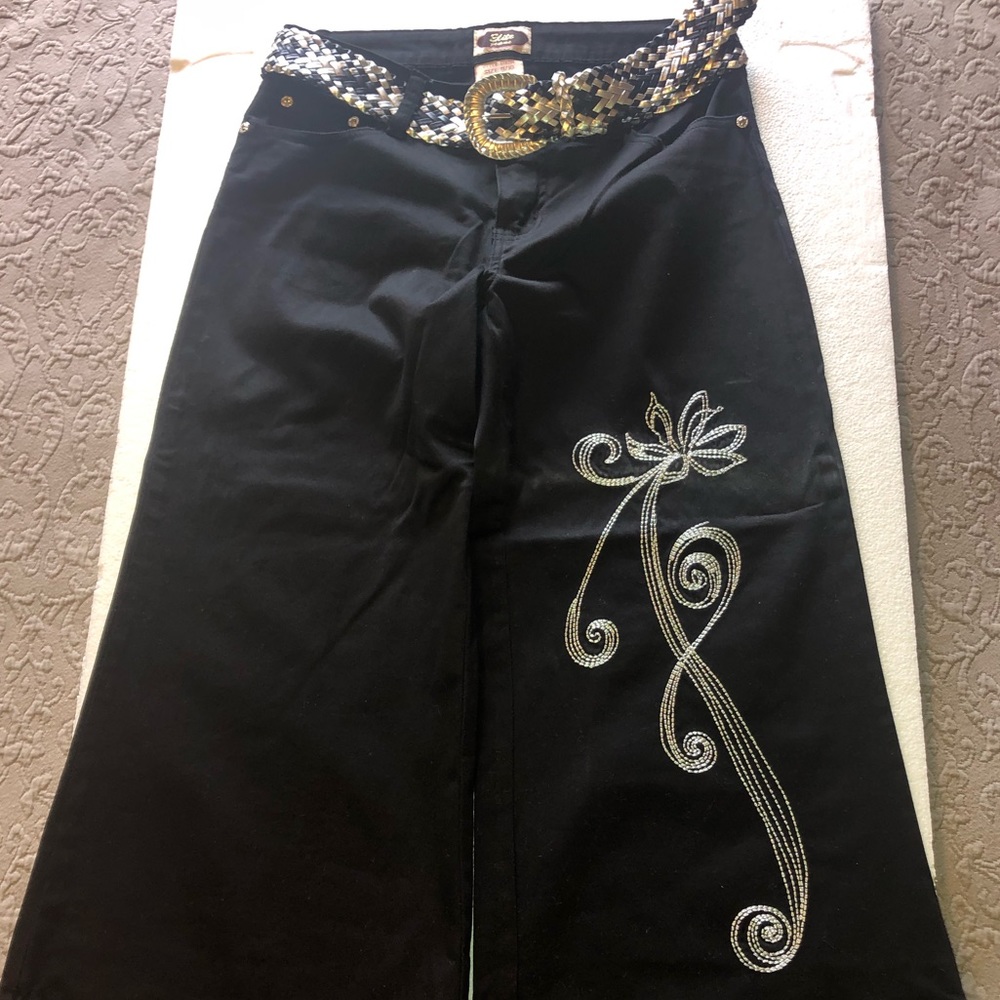 Elite Jeans - size 9/10 - cropped black with silver bling down leg and pocket